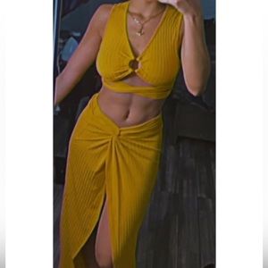 YELLOW MAXI SKIRT SET